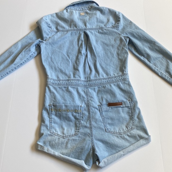 BillaBong long sleeve, size small, cotton. - Picture 3 of 9